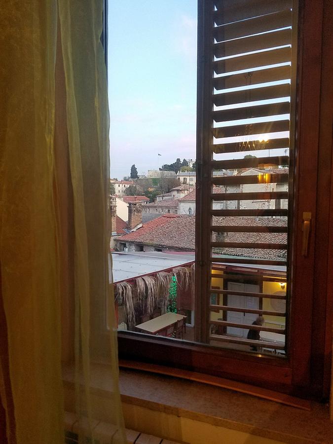 Riva Hostel *