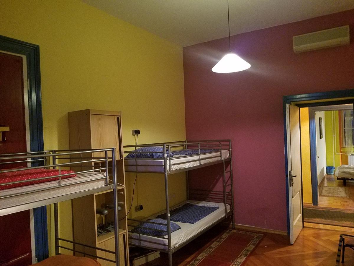 Hostel Riva *